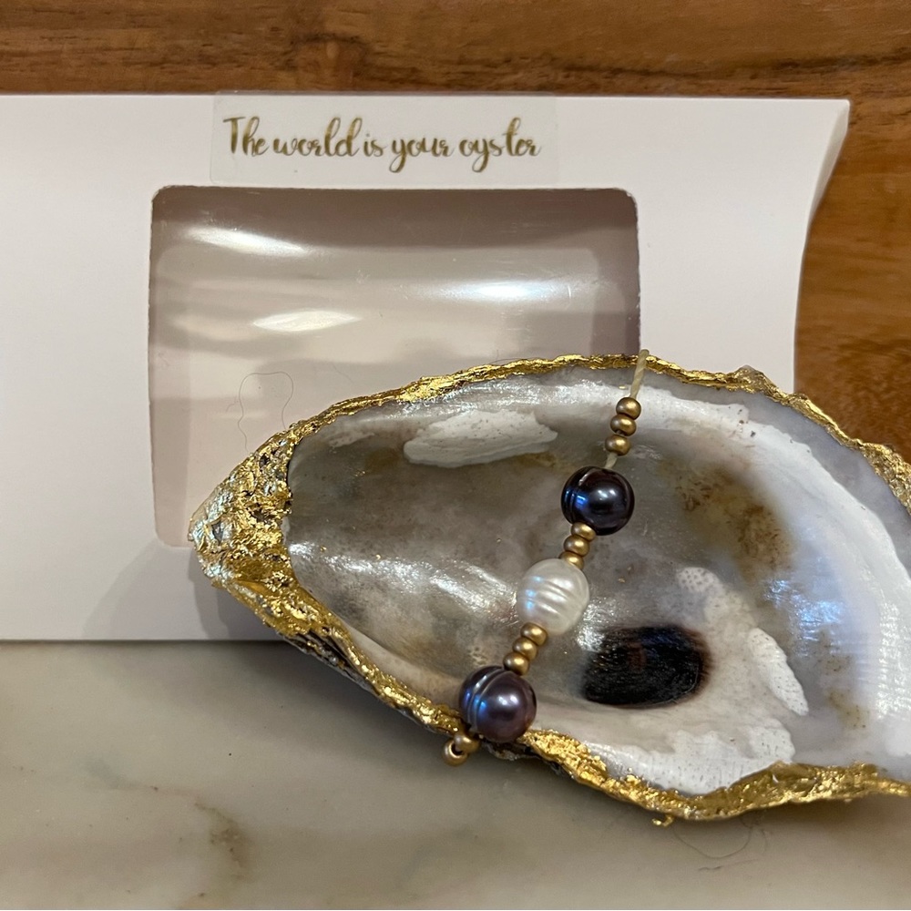 Perfect graduation gift!  Oyster Shell Jewelry Dish & Pearl Necklace Set